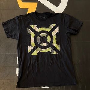 Progenex tee size medium